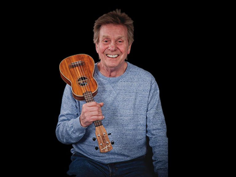 Joe Brown to UK tour with Laka ukuleles