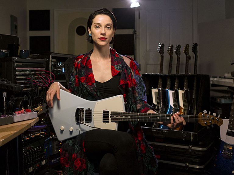 Music Man debuts St Vincent for 2018
