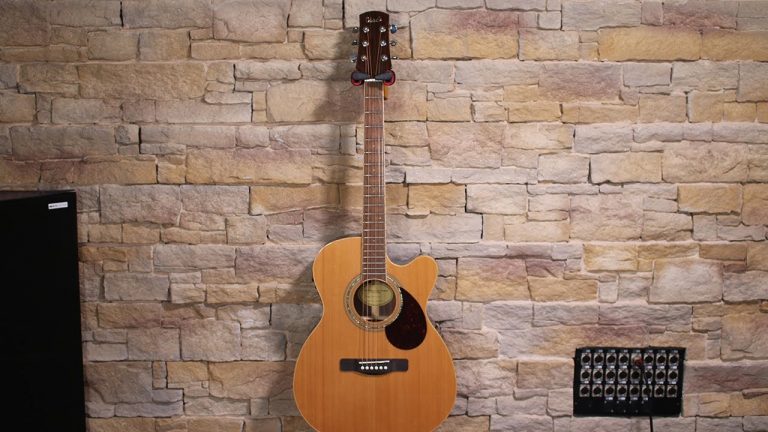 Adam Black Guitars 0-7CE Legacy Review