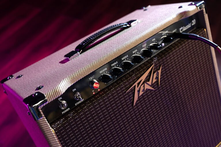 New Classic® 20 112 Combo Guitar Amplifier from Peavey